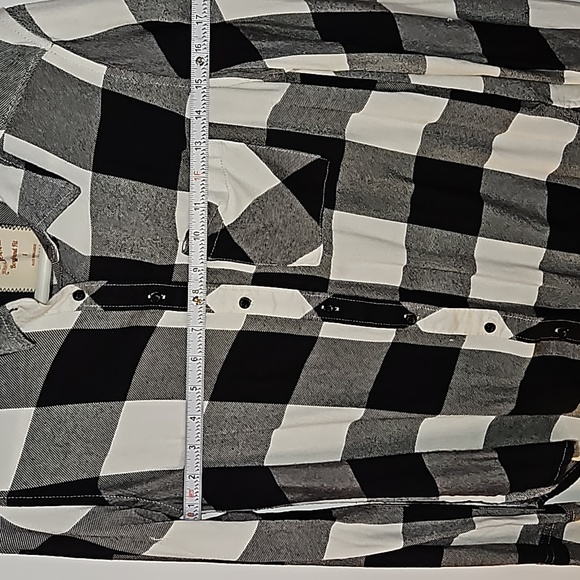 Arizona Jean Company Small Boyfriend Fit Flannel Black and White - Picture 6 of 11